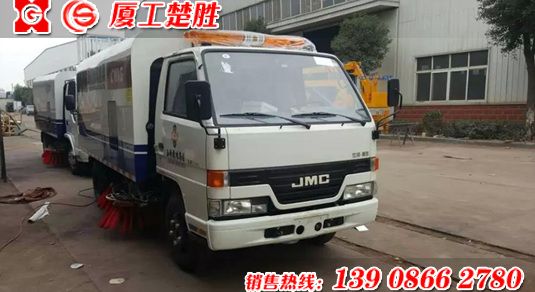 江鈴5方圓形箱體掃路車